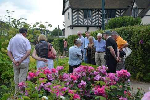 Guided tours of the
        Garden